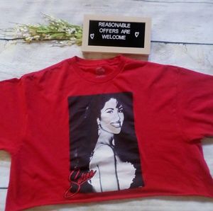 Selena crop top